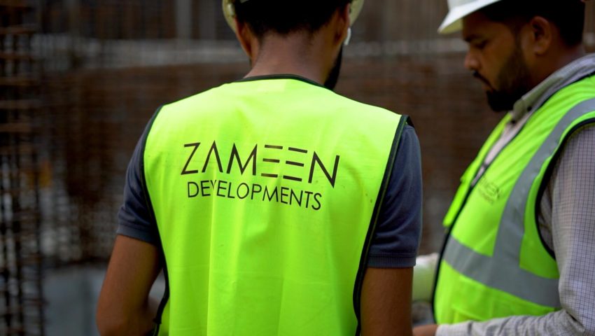 Zameen Phoenix Timeline.00_00_28_08.Still398